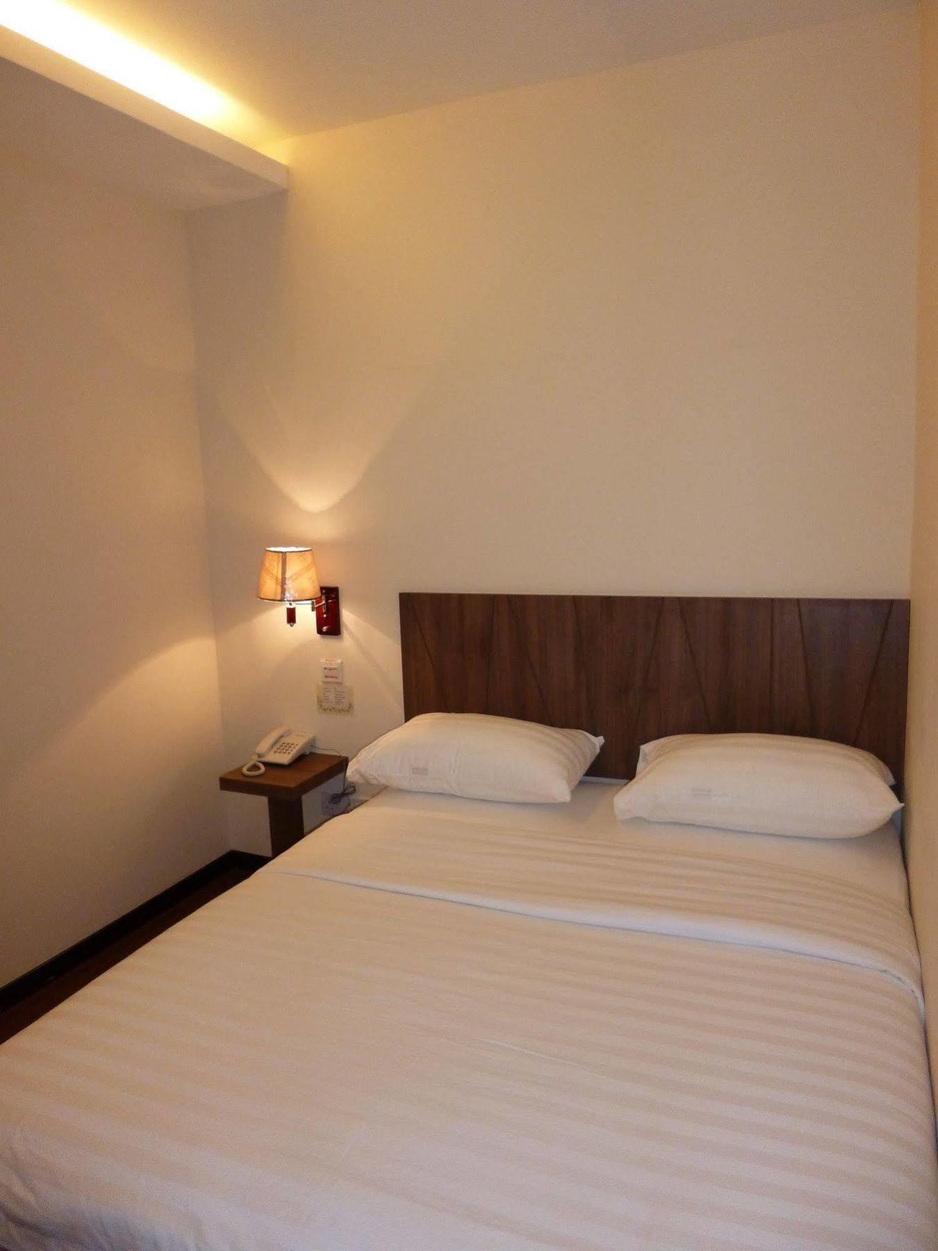 9 Square Hotel - Bangi Exterior foto