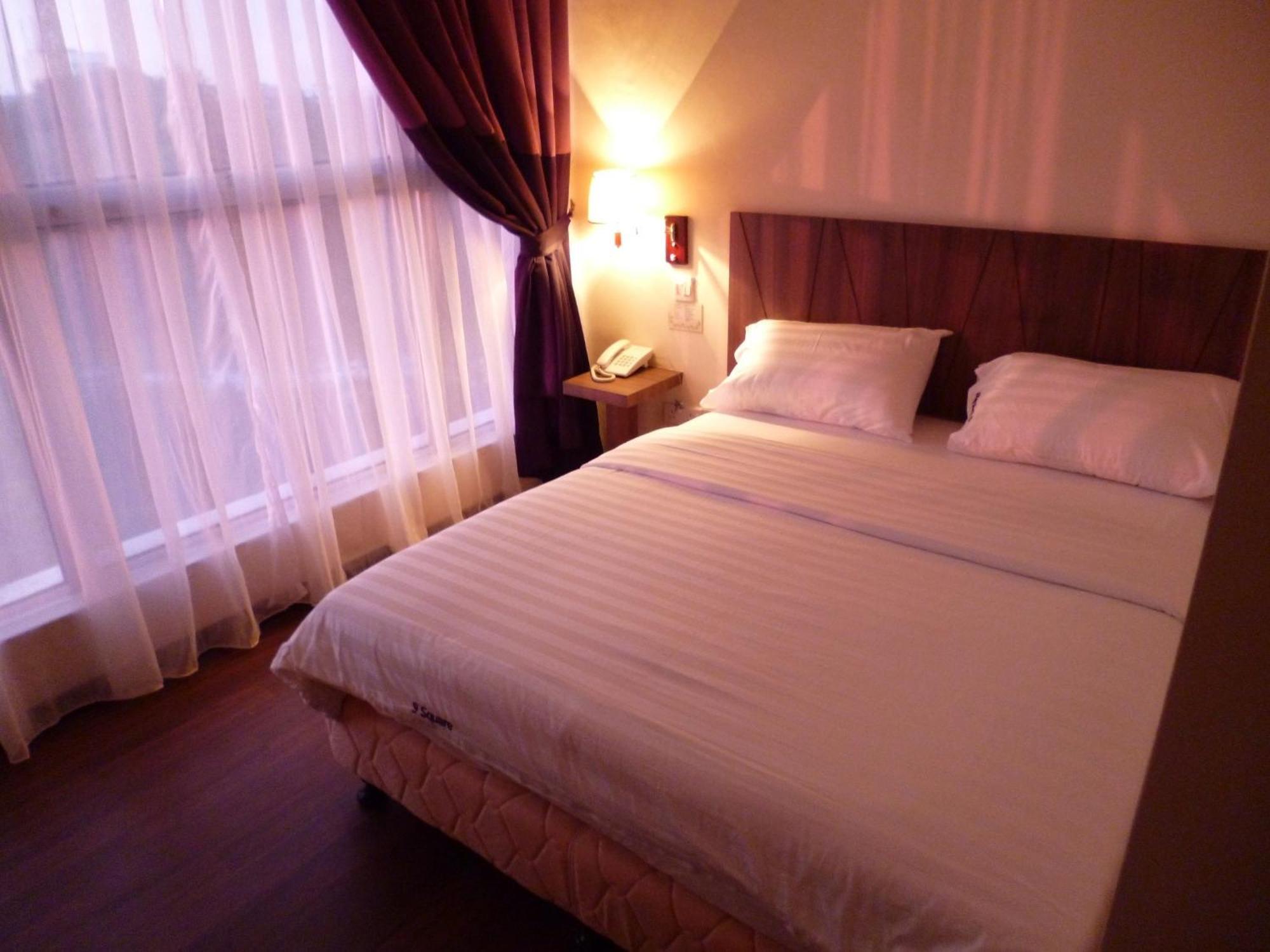 9 Square Hotel - Bangi Exterior foto